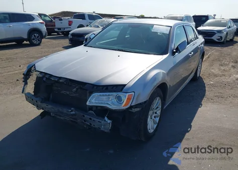 2014 Chrysler 300 из США, поврежденный, VIN 2C3CCAAG6EH200037